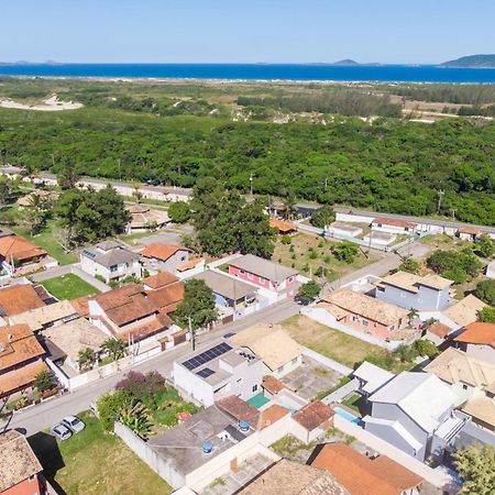 Refugio Tropical Casa De Praia Com Piscina Aquecida E 4 Suites E Garagem 3 Carros, 800 Mtrs Da Praia Internet 700 Mbps, Condominio Privado Com Pista De Skate , Quadra De Futevolei , Campos E Quadras De Futebol! Cabo Frio Zewnętrze zdjęcie